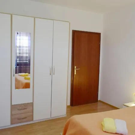 Ivy Apartament Ližnjan
